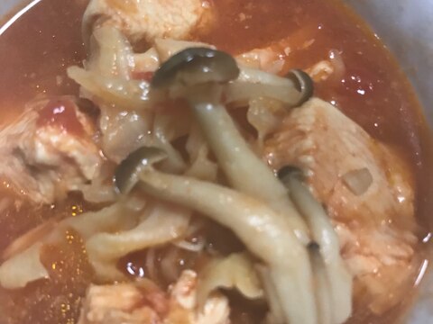 鶏胸肉とキャベツのトマト煮